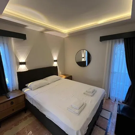 Hotel Jest 3*